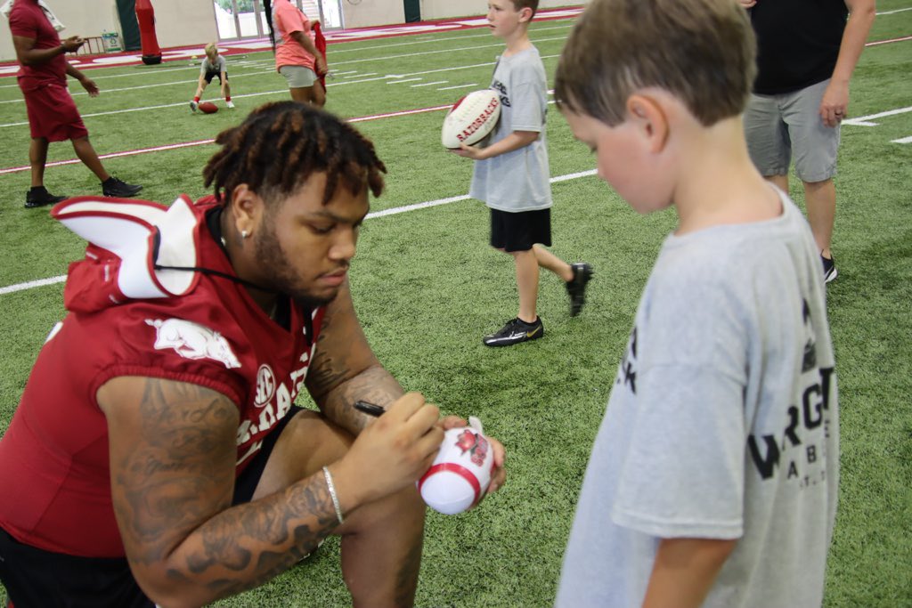 CamBam54's tweet photo. Love being a hog man🐗! https://t.co/1xNm9Kg7KP