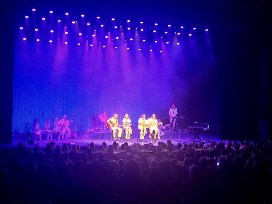 ETSUMartinCtr's tweet photo. Mamma Mia! The ABBA fan(atics) boogied down at @ETSUMartinCtr tonight! Thank you for the groovy night ABBA - The Concert! 🕺🏽🪩

#ABBATheConcert #ETSUMartinCenter #ETSU #JohnsonCityTN https://t.co/atftjkxke8
