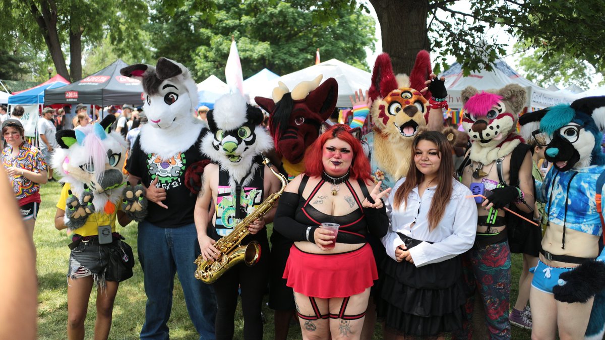 FloofElectric's tweet photo. Fantastic photos taken at @indypride fest this year! Thank you everyone for being so welcoming to our fandom! #IndyPride #IndyFurPride #Pride2022 (1/3) https://t.co/5y0C4gvZVB