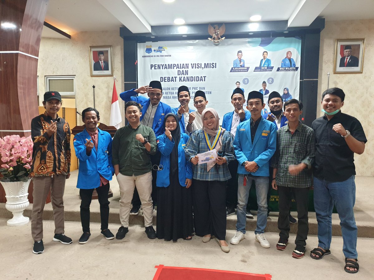 PMIIBanten's tweet photo. Penyampaian visi-misi dan debat kandidat calon ketua PKC PMII Banten dan calon Ketua Kopri PKC PMII Banten. Serang, 11 Junu 2022, Aula Kampus UIN "SMH" Banten. https://t.co/HK91j6uQwa