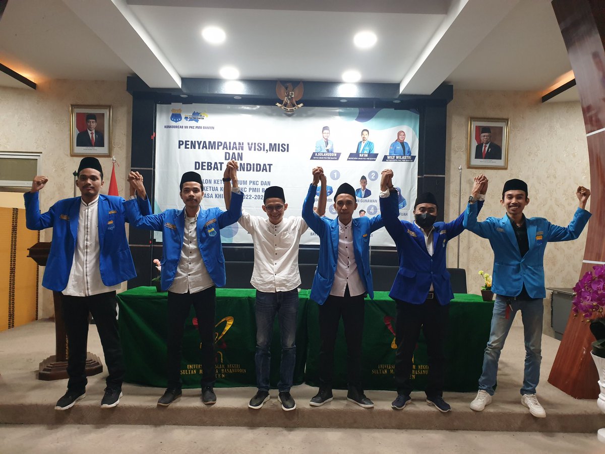 PMIIBanten's tweet photo. Penyampaian visi-misi dan debat kandidat calon ketua PKC PMII Banten dan calon Ketua Kopri PKC PMII Banten. Serang, 11 Junu 2022, Aula Kampus UIN "SMH" Banten. https://t.co/HK91j6uQwa