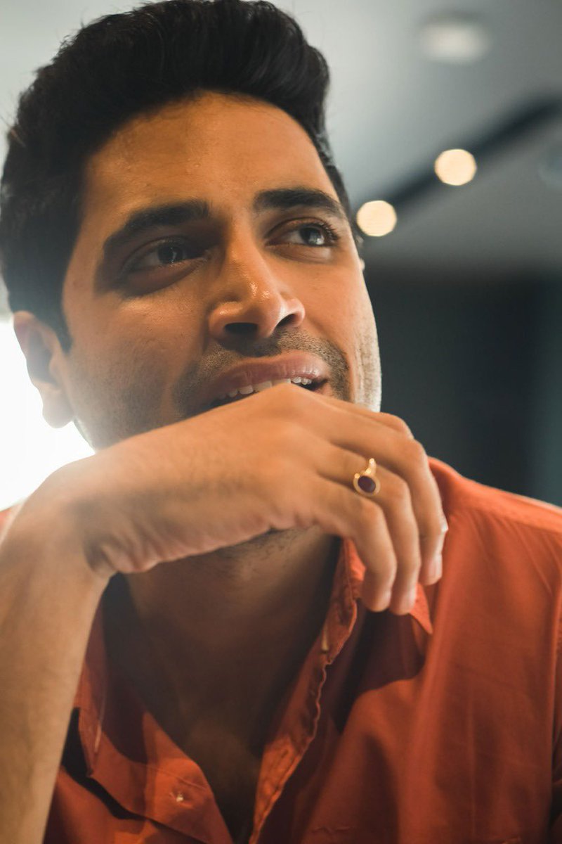 AdiviSesh's tweet photo. Was talking about My thoughts on the Journey of #MajorTheFilm in an Interview with Jeevi garu. Sudden Candid click by @idlebrainjeevi ❤️ https://t.co/aaeC6qn5uC