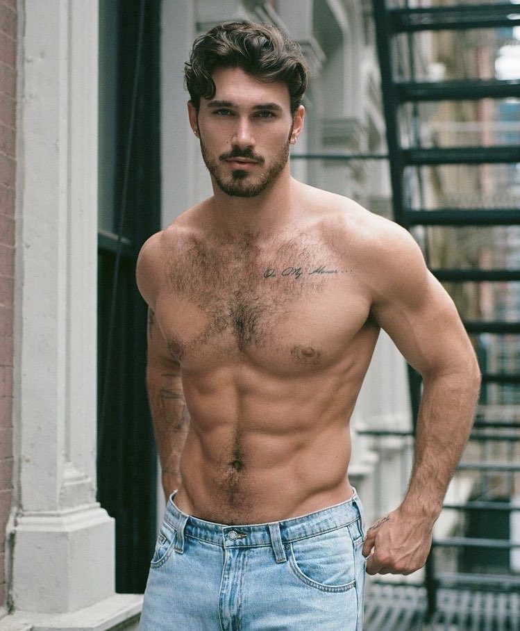 𝙗𝙤𝙞 𝙞𝙨 𝙨𝙤 𝙛𝙞𝙣𝙚 !