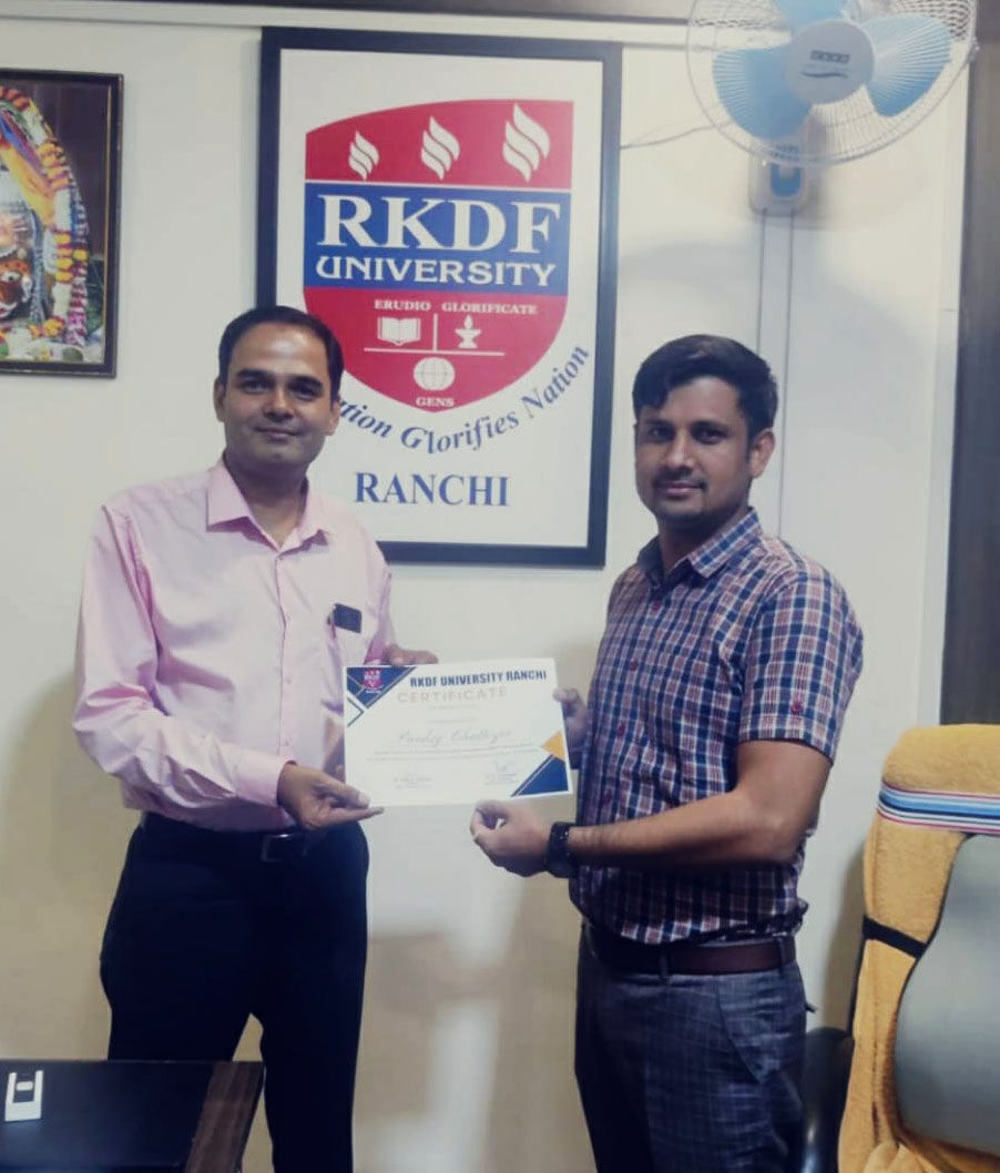 Rkdfuniranchi's tweet photo. Certificate of Appreciation is presented to Pankaj Chatterjee, Associate Professor & Head-Department of Hotel Management, RKDF University Ranchi, for his patent publication on "Smart System for Indicating Status of Hotel Guest Room" on 29-04-2022. 👏 👍 🔔
#certificate #apprec https://t.co/pr0Q7CTVY5