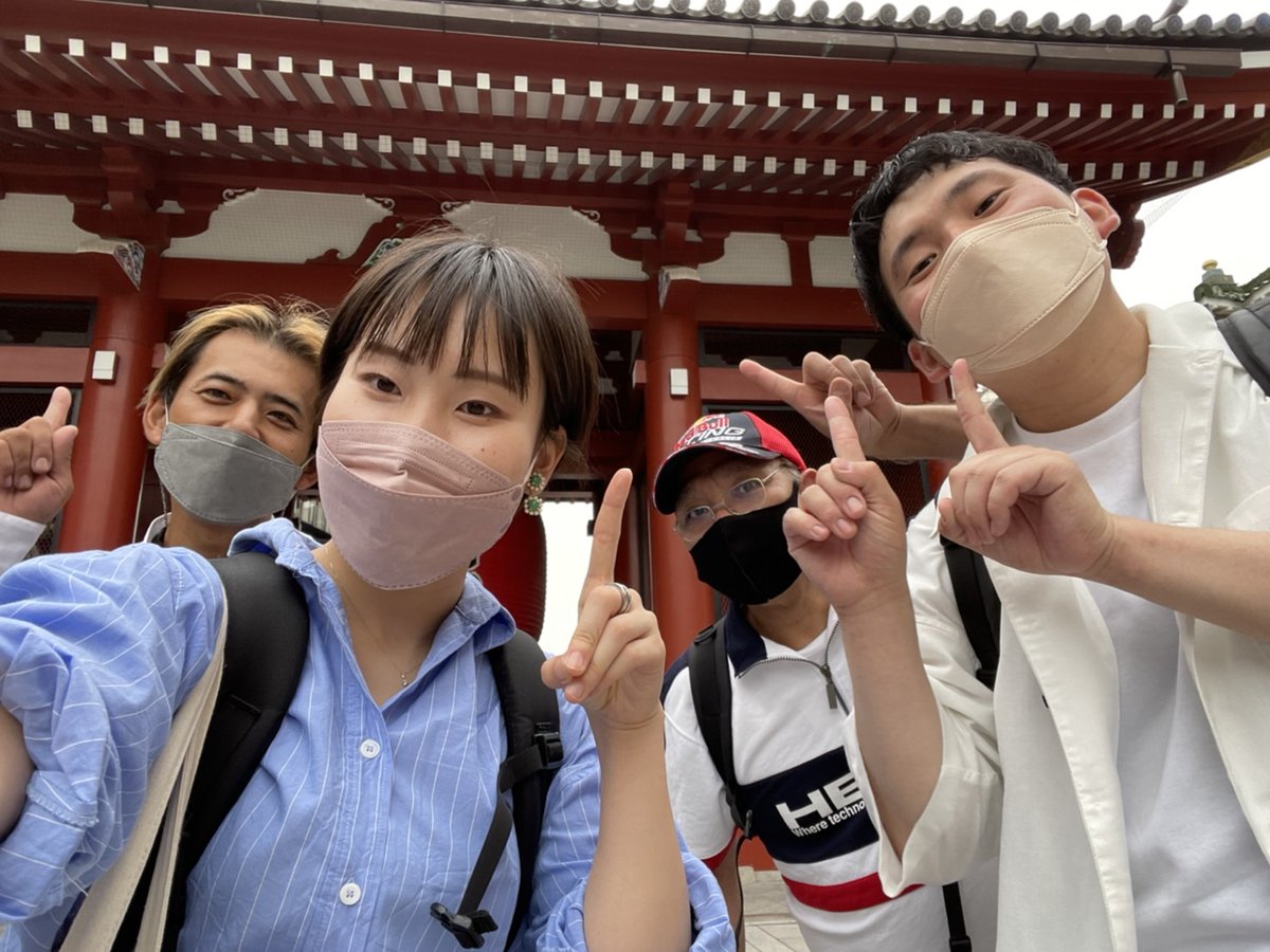 HIKARIS_Harosu's tweet photo. 💜一華ひかり
      ＆  美月まりも💜
🕊チームぽっぽ聖地巡り
その1⃣〜🎉☝️
CRossメンバー二人の浅草巡りYouTubeと同じ事をしてみました🎊😉
同じ場所を見付ける浅草詣り
ヒカリス4人でワクワク💜
@ichikahikari   @mizukimarimo221 
#一華ひかり  #美月まりも
#CRoss  #浅草 https://t.co/3gbr3jpegK