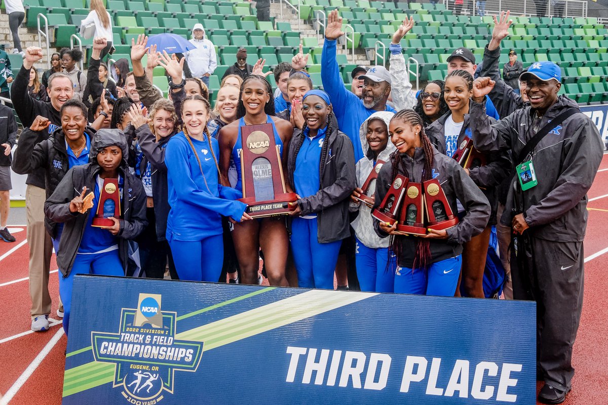TRACK SCHOOL 🏆

#UKTF x #GoBigBlue x #NCAATF