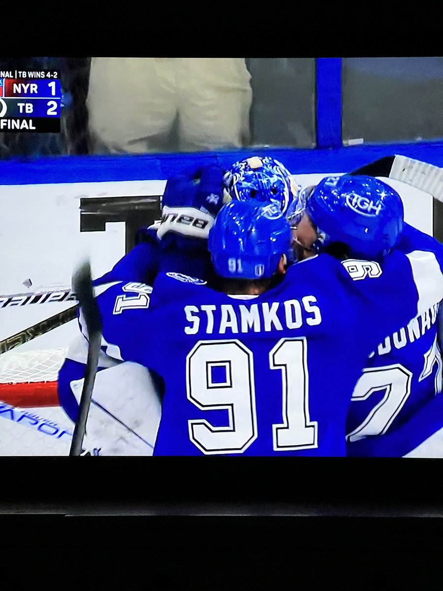 PatMcAfeeShow's tweet photo. GO BOLTS https://t.co/2xn1IyhUiS