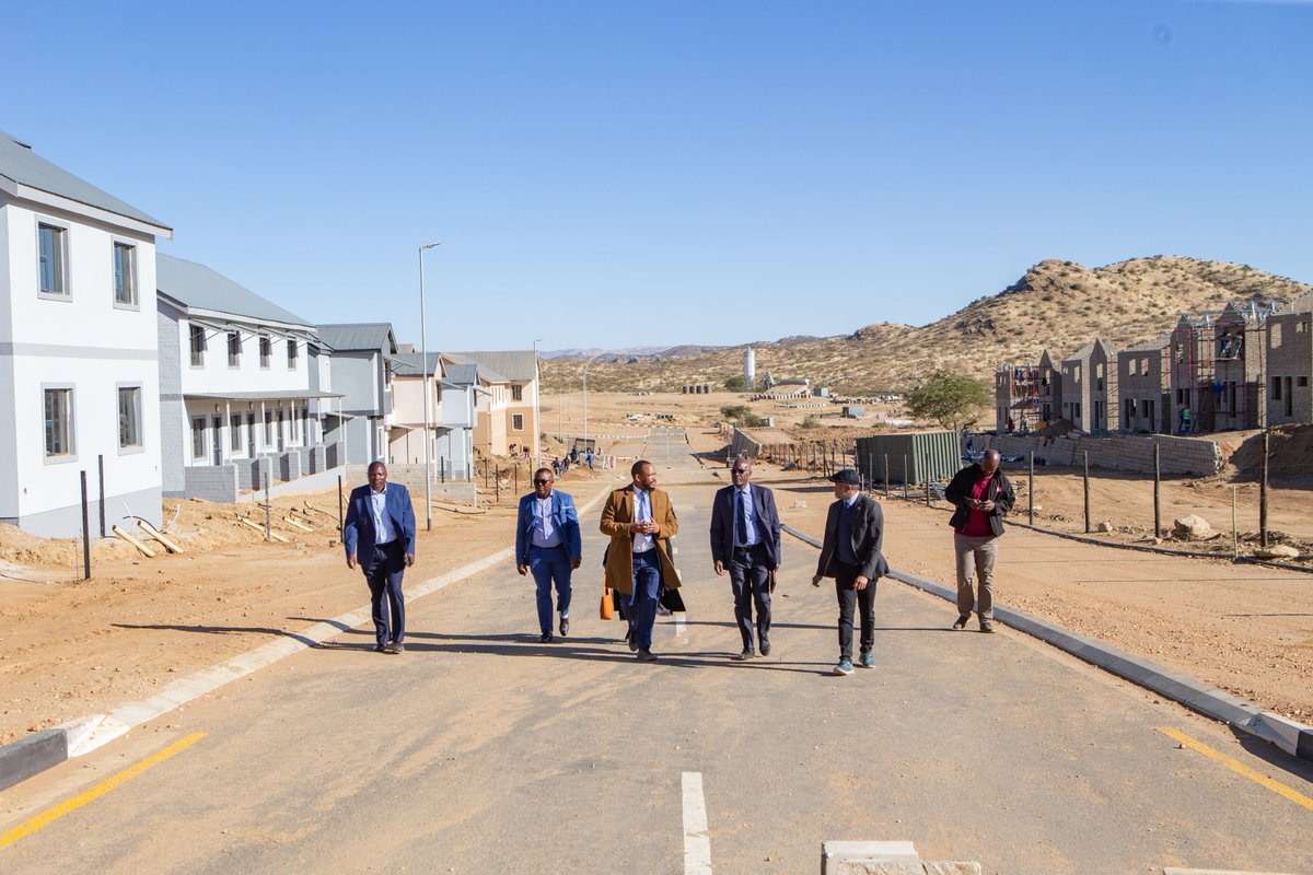date_africa's tweet photo. 🇳🇦 Namibia : Minister of Mines and Energy

A healthy economy where everyone rises with the tide of prosperity is possible when fair and affordable housing is achieved. 

Exciting to see the Ongos Valley project incorporate Namibian SMEs.

#utdaongos_valley #utdanamibia #utdainfo https://t.co/pOB5jxraLI