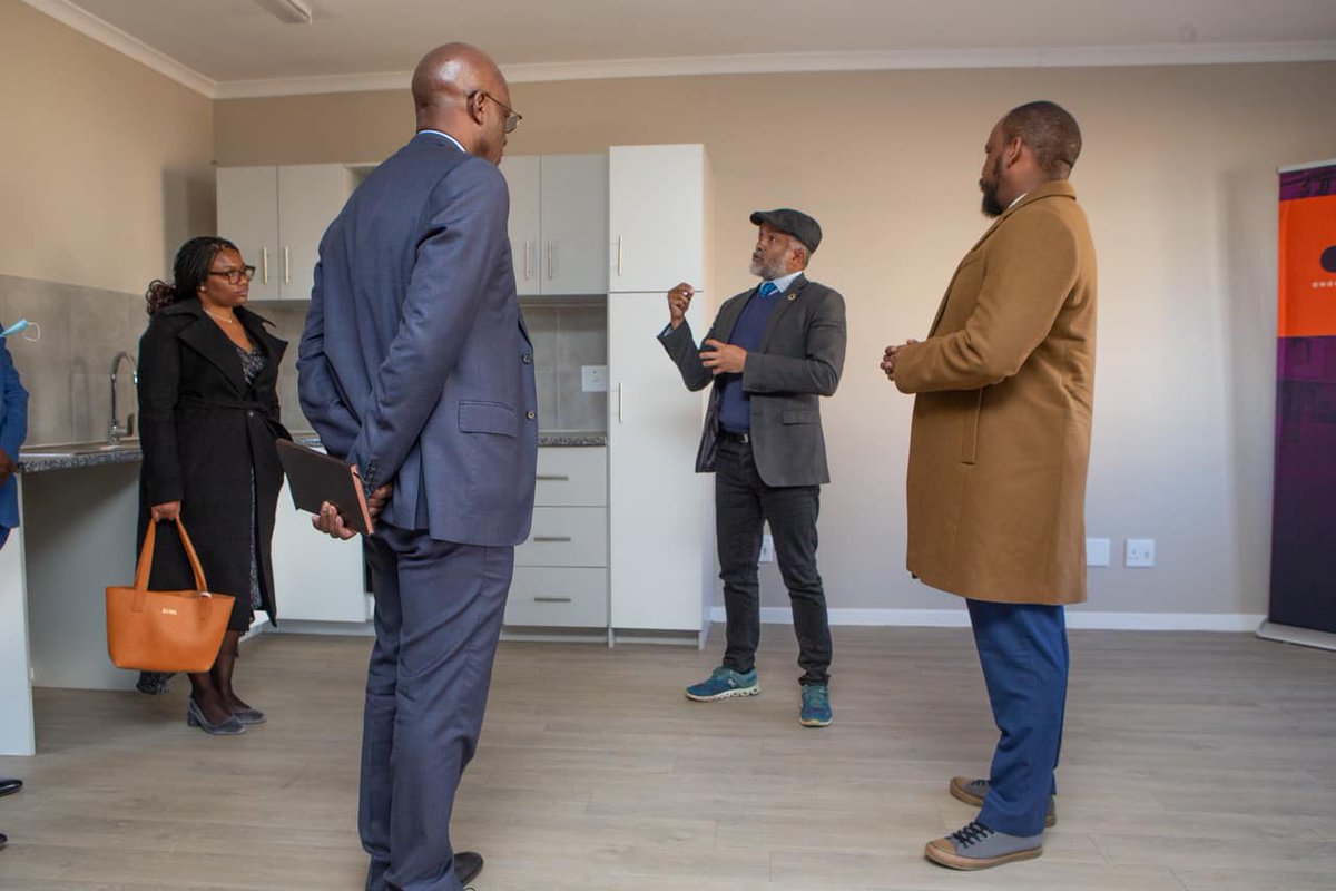 date_africa's tweet photo. 🇳🇦 Namibia : Minister of Mines and Energy

A healthy economy where everyone rises with the tide of prosperity is possible when fair and affordable housing is achieved. 

Exciting to see the Ongos Valley project incorporate Namibian SMEs.

#utdaongos_valley #utdanamibia #utdainfo https://t.co/pOB5jxraLI