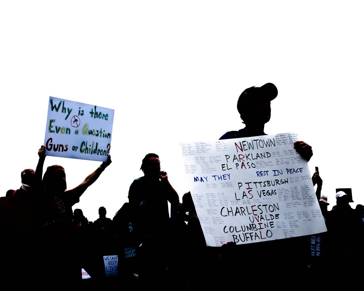 AaronAnf's tweet photo. 'Do not run!' A brief moment of panic swept through the 2nd 'March for Our Lives' protest against gun violence in Washington DC. There was an agitator/active shooter scare...during a moment of silence for Uvalde. 
More from today: https://t.co/10fWaiymzu https://t.co/aduJf92bkh