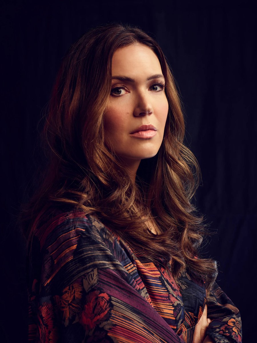 NotRabbitRoger's tweet photo. A month from today ❤️ @TheMandyMoore #InRealLifeTour #VicTheatre https://t.co/Ds4xkFHbTr