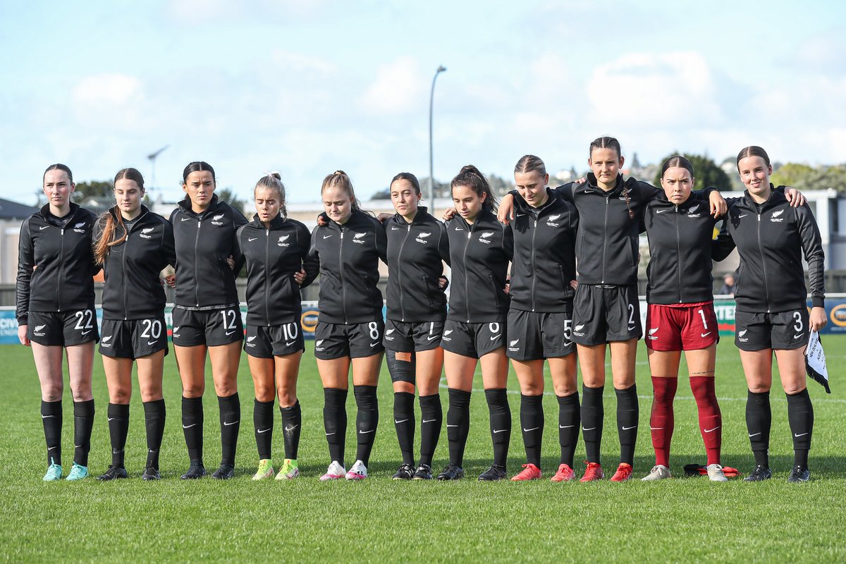 NZ_Football's tweet photo. Here's how the first half looked at Kiwitea Street

📸 @PhotosportNZ  

#NZLvAUS | 🇳🇿0-1🇦🇺 https://t.co/utqxBETTva