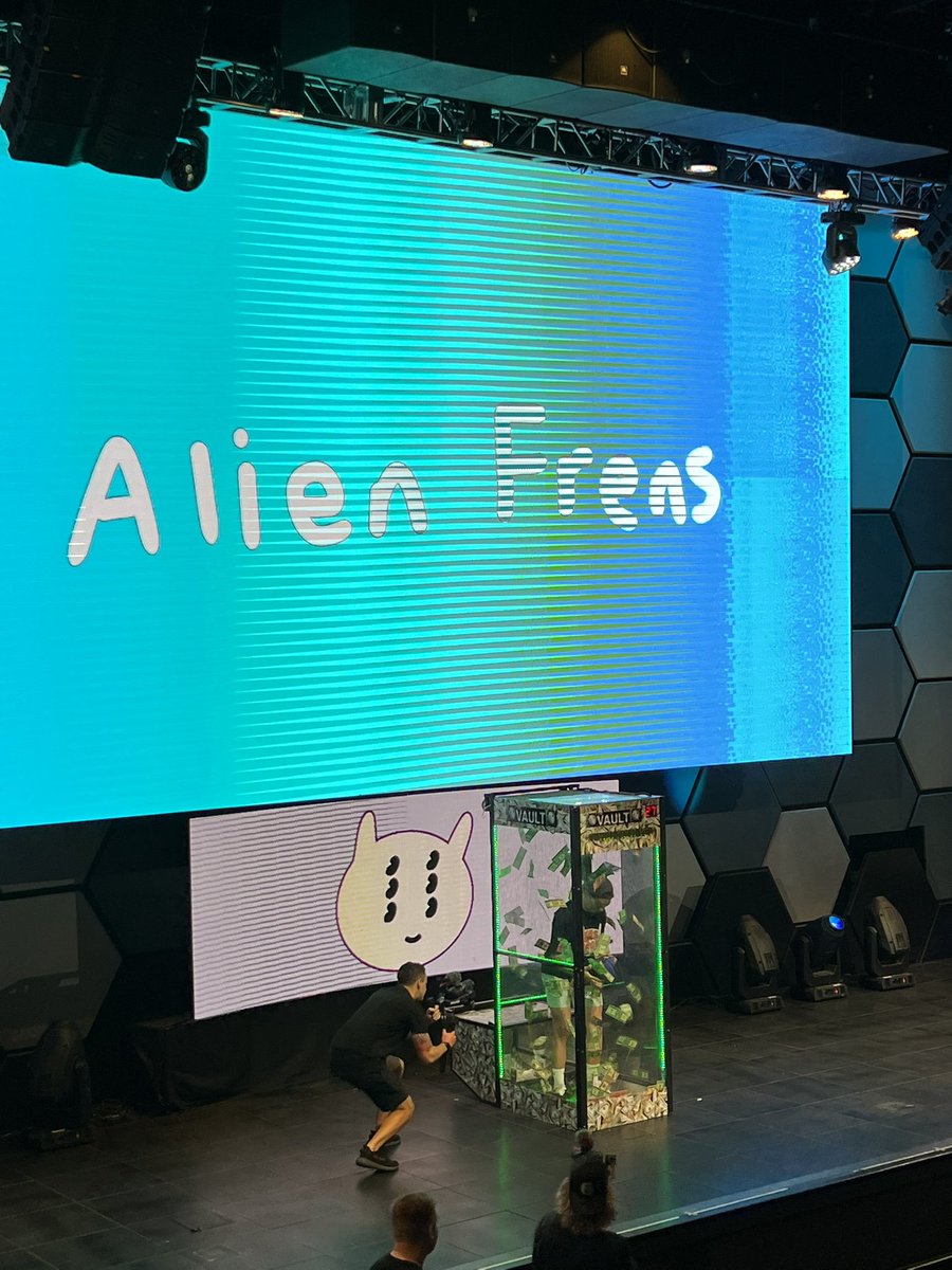Big things happening at <a href="/alienfrens/">alien frens</a> Las Vegas Games