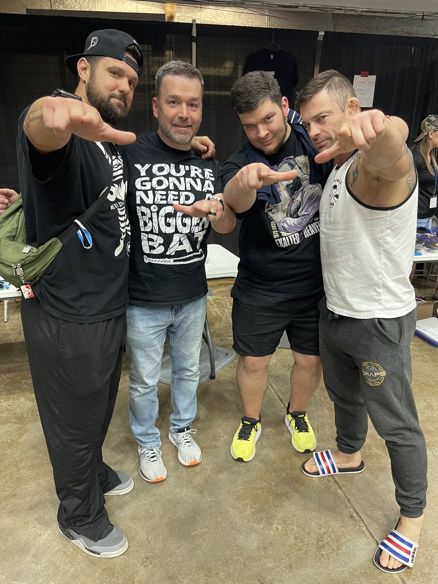 Grasser_TA's tweet photo. Y'all, I just got to see #FTR vs #TheAmericanWolves and it was an absolute banger @DaxFTR @CashWheelerFTR @RichardsWesley @TheEddieEdwards https://t.co/LWlsBjAurl