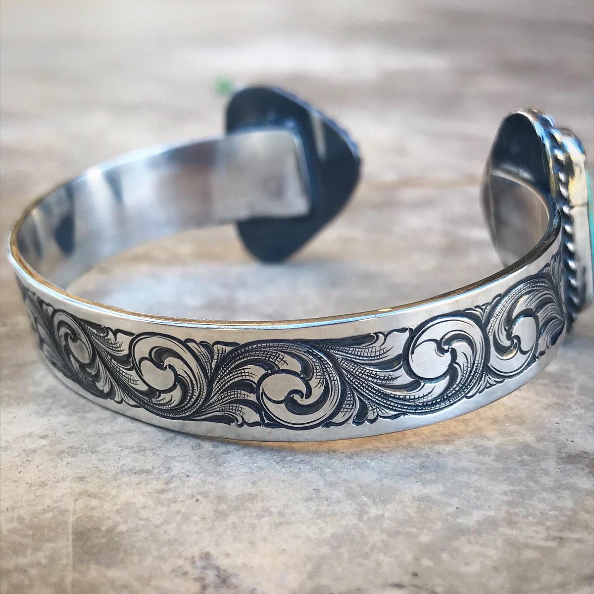 MohonEngraving's tweet photo. Something about turquoise https://t.co/CLUZncTtv5