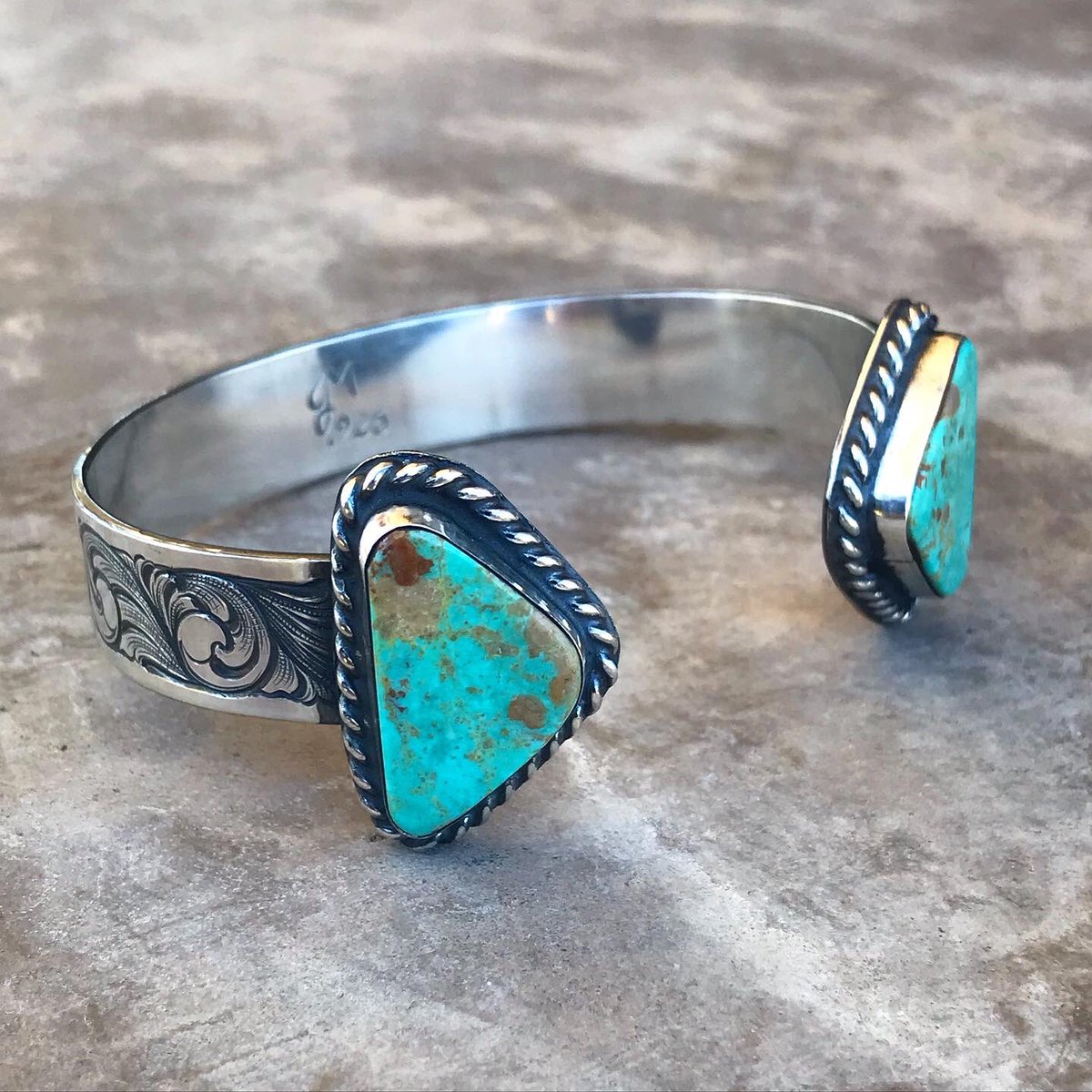 MohonEngraving's tweet photo. Something about turquoise https://t.co/CLUZncTtv5