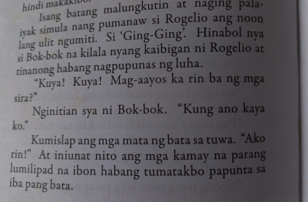 sibobpo's tweet photo. Ang totoo hindi ko alam kung ano pa silbing maging Bob Ong kung nagiging kolektor lang naman ng libro ang mga taong inaasahan mong natututo. Pero naalala ko si Bok-bok. At naalala kong hindi lang mga Kapitan Sino ang may silbi sa mga bayang tulad ng Pelaez. https://t.co/REnCgVjDOq