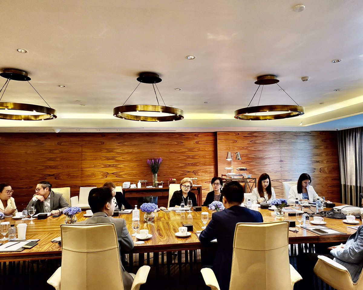 jenny_stone12's tweet photo. On 12 June 2022, Z1 FINANCIAL's Management Team held discussions on the investment platform, and investment opportunities and explored collaborations with MFC Asset Management PLC which is part of Country Group Holdings PCL at Siam Kempinski Hotel Bangkok, Thailand. https://t.co/CBaDhjSpvt
