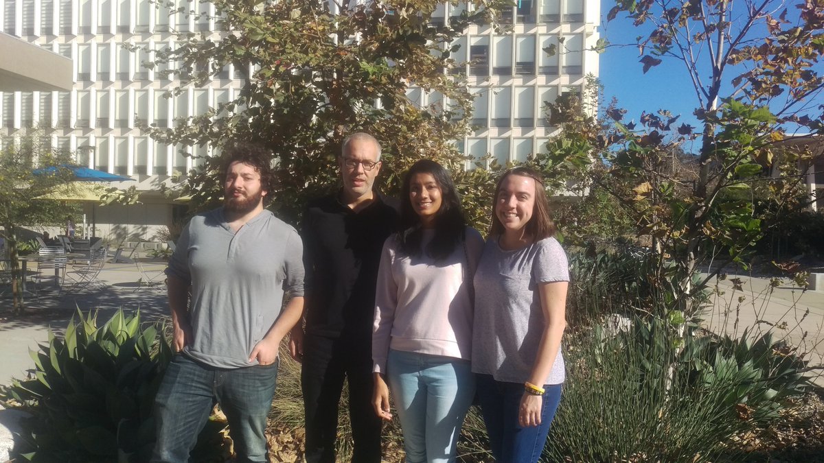 PaesaniLab's tweet photo. How it started, how it's going... Congrats Dr. @KellyHunter19, Dr. @kartik_lakshmi, and Dr. Teri Lambros!
#rigorouspreciseandfun #OnceAPirateAlwaysAPirate
@UCSanDiego @UCSDPhySci @UCSDChemBiochem @SDSC_UCSD @ucsdgraddiv @ucsdgradlife @PhDVoice https://t.co/NmCKif91Le