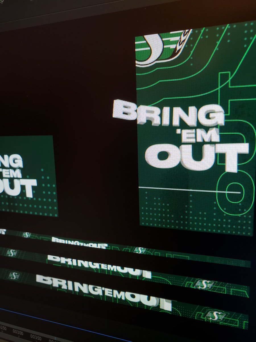 capngraphics's tweet image. Anyone get a look at those new crowd prompts at today's game? 👀