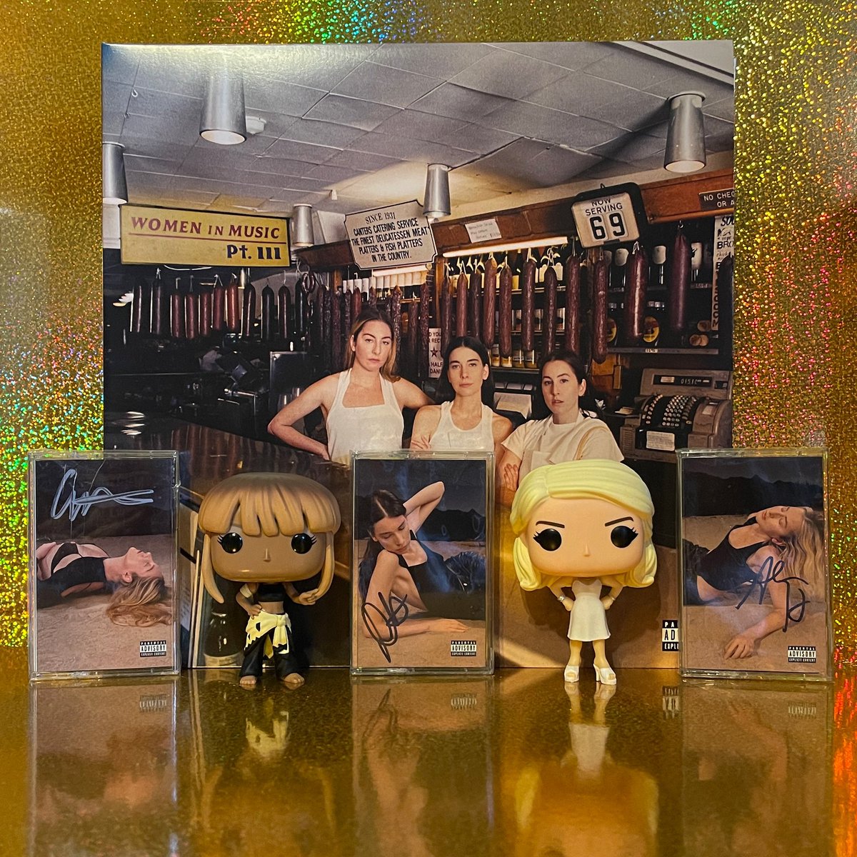 TheoZissou's tweet photo. Women In Music! HaimTime With T-Boz And Debbie Harry! Funko June Photo A Day: Day 6! Music Festival! #HaimTime #Haim #TBoz #DebbieHarry #FunkoPop #Funko #PopVinyl #OFP_ @originalfunko #FunkoPhotoADayChallenge #MusicFestival #FunkoPhotoADay https://t.co/Gcg65uDqtr