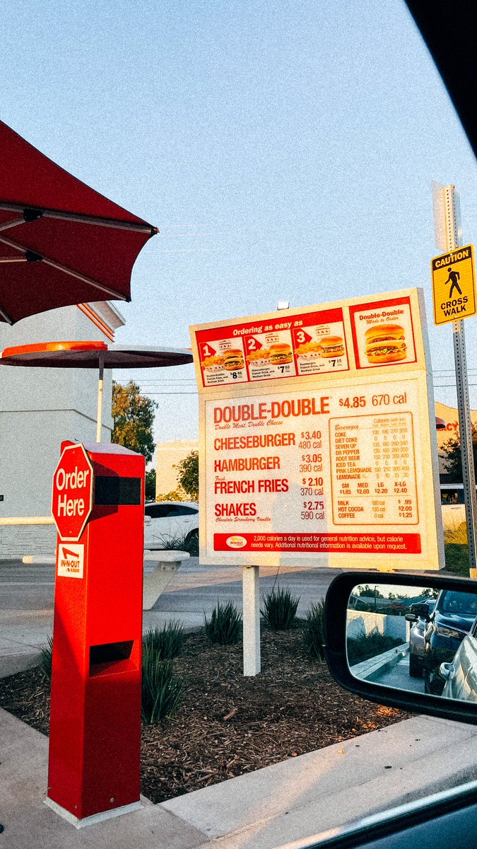 _wnek_'s tweet photo. #innout https://t.co/1iH3Rtbs4q
