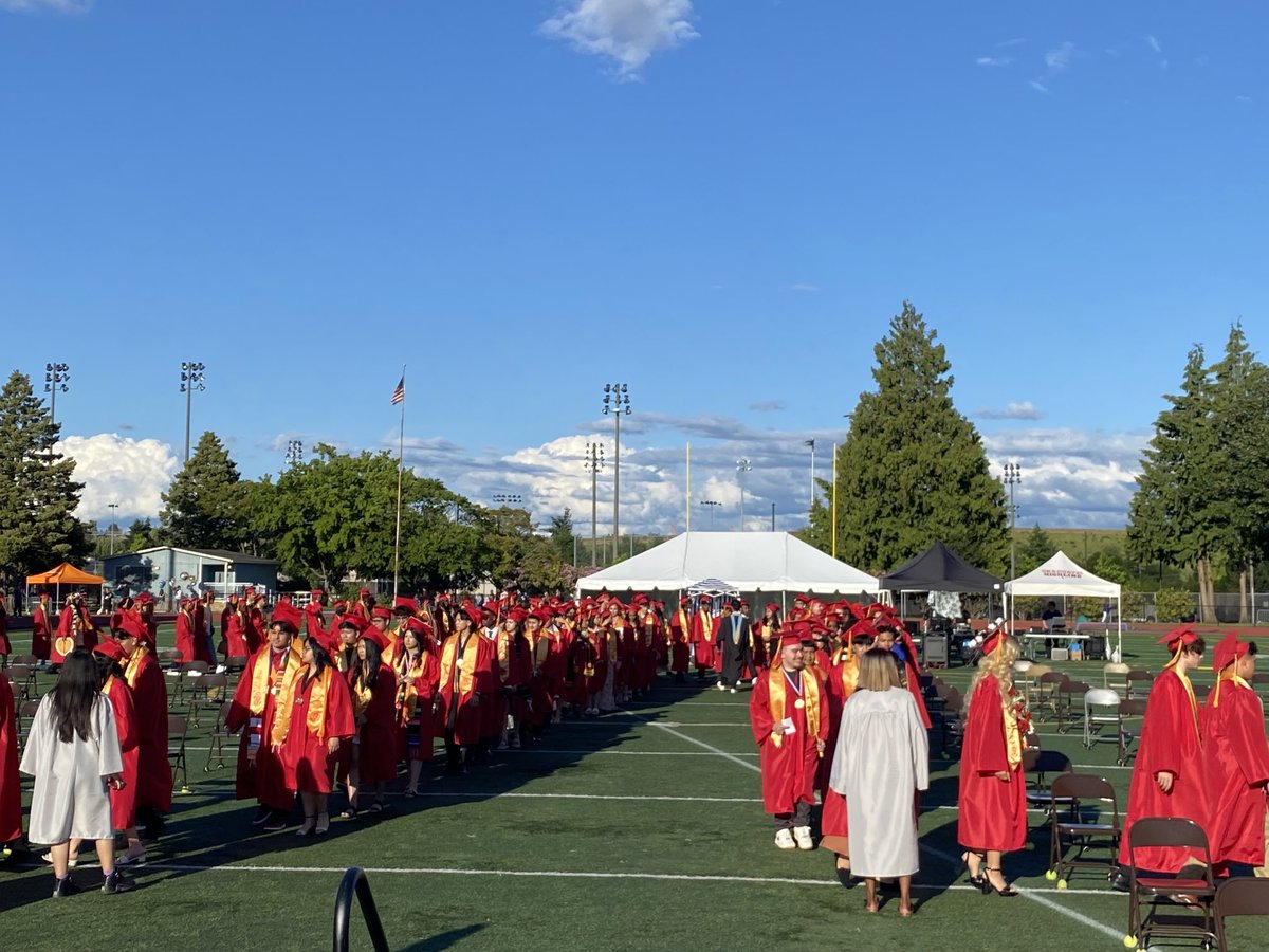 Kisa Hendrickson tweet media