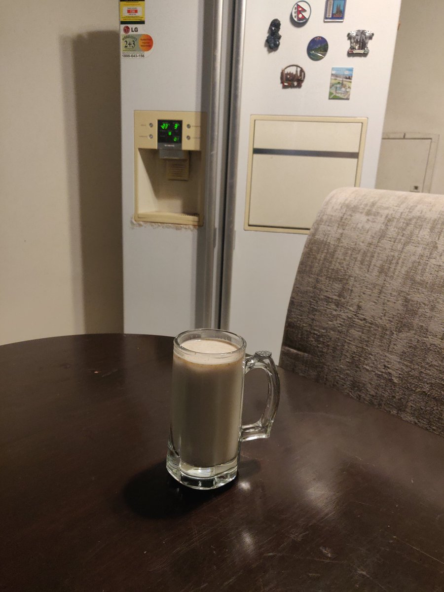 chhayasaini93's tweet photo. It took me 23 days to replace the beer in this mug with Oat milk. #healthylifestyle #healthydays #energy #SundayMorning https://t.co/NYp1QMXz8D