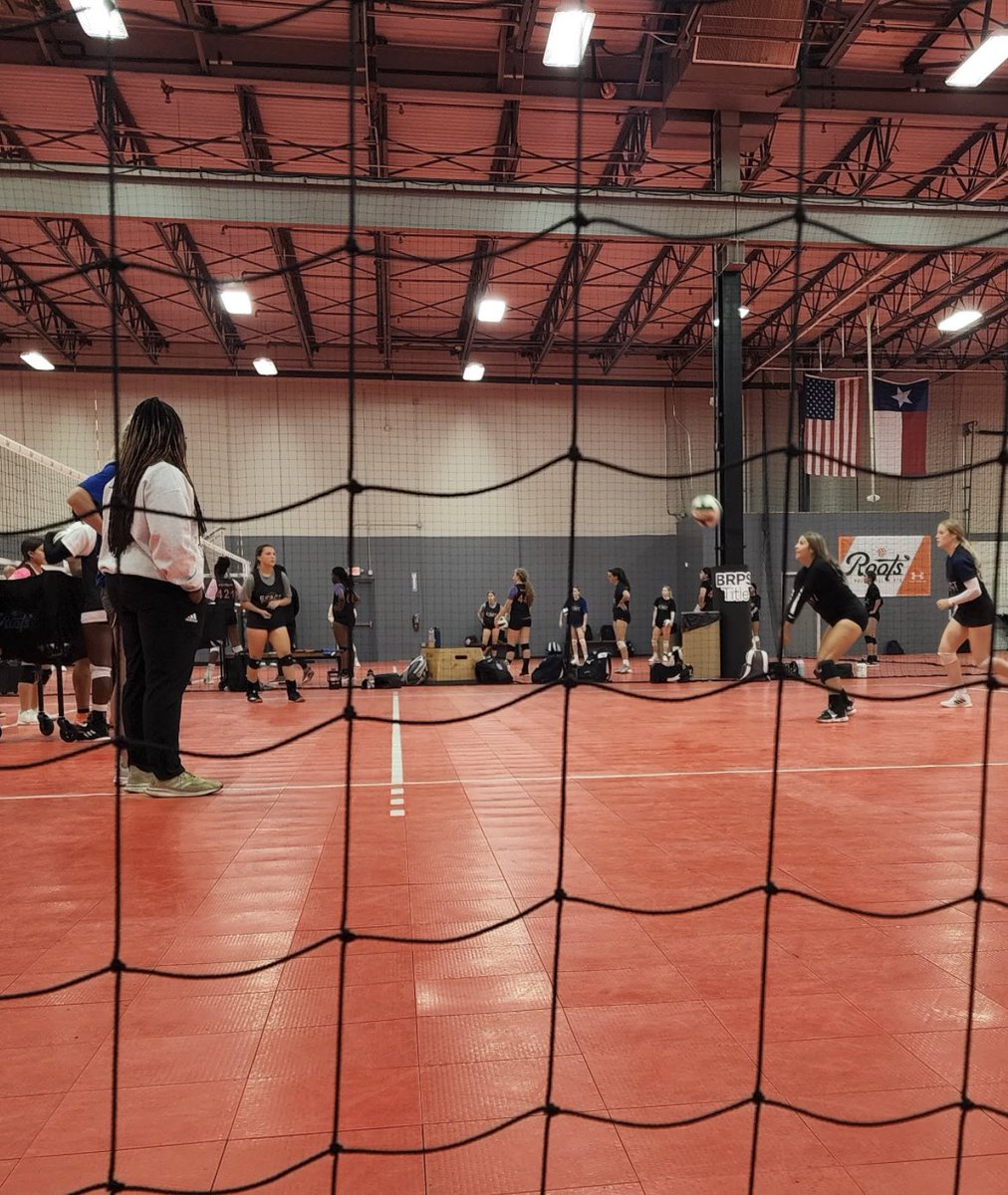 ayepma04's tweet photo. I had I great time at the EXACT Volleyball Camp! Thank you to all the coaches who worked with all of us & helped us improve throughout the day! I enjoyed meeting new people & learning new techniques/drills.
#volleyball #EXACTcamp #libero #ds
@templevb @_Recruit_Temple https://t.co/d2YCYPhGTQ