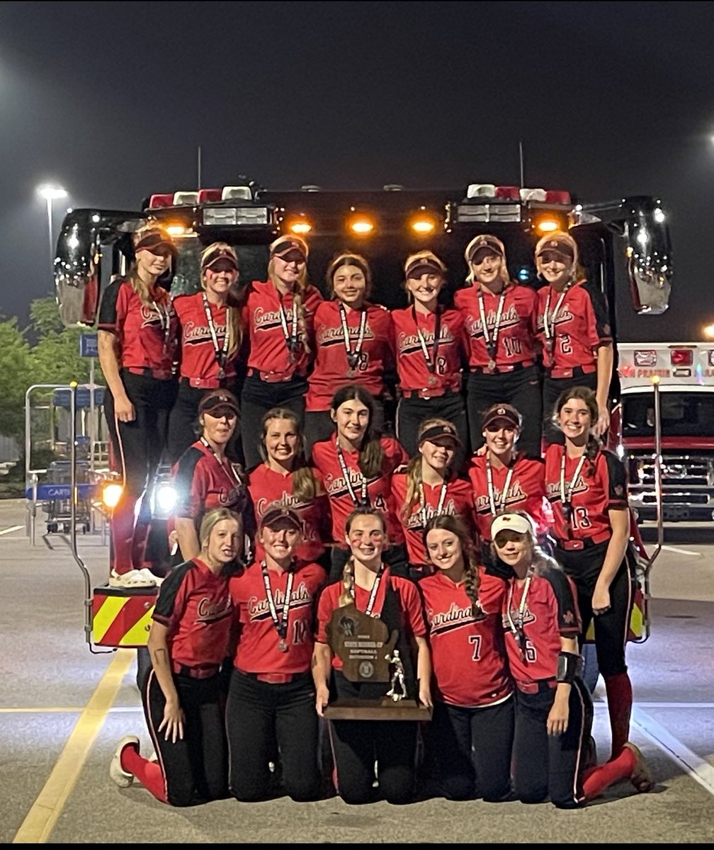 Sun Prairie East HS Softball tweet media