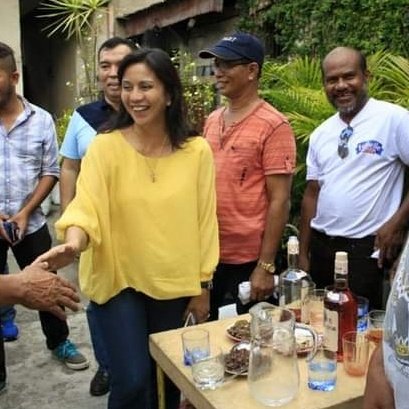 rcbredo's tweet photo. a brave Katipunera na naki bertday at shot puno #rp612fic https://t.co/5jaJZI32LV