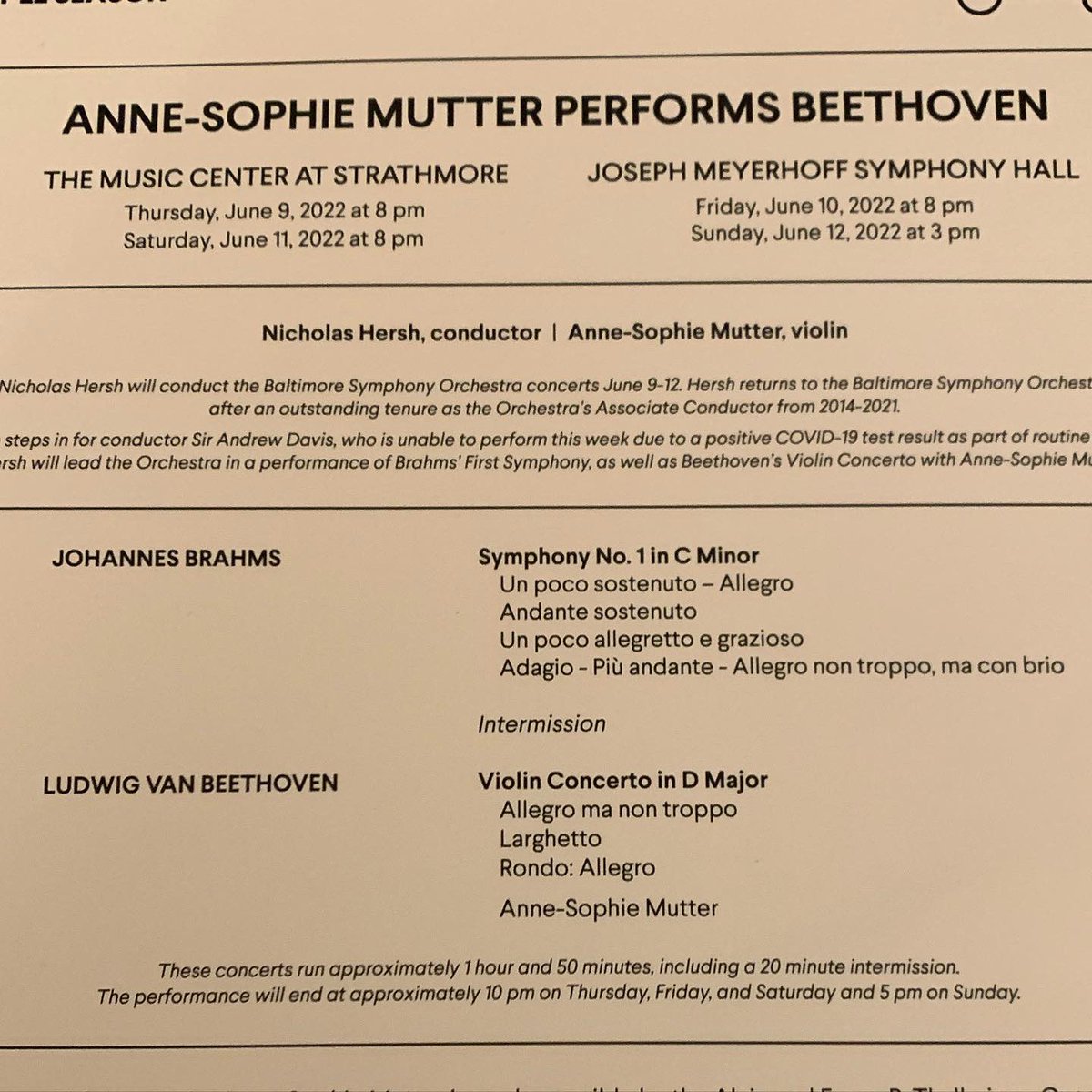 chen_mayling's tweet photo. Ethereal #beethovenviolinconcerto performed by the exceptional #annesophiemutter 

I also bumped into a friend #classicalmusicfan #beethoven #concert https://t.co/VkuuYYt9eL