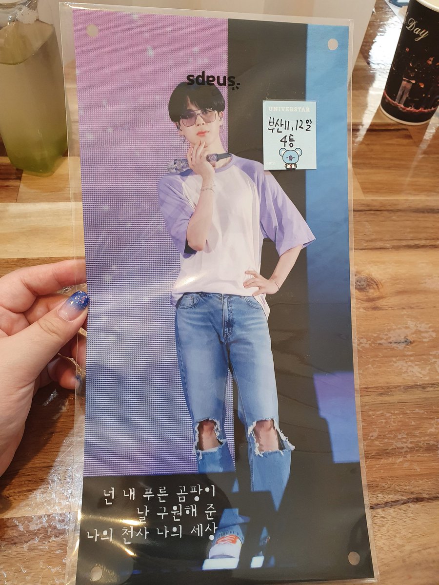 jung_won0613's tweet photo. 오늘은 사부작카페💜💜(@sabujak0721)
선착에 들기위해 9시에 눈을 떠 너무 힘들었지만..나눔보고 눈물이..감덩적..💜
그래두 선착 4등으로 지민이 미니배너!! 박박🥳 사진으로도 다 안담길정도로 많았어용ㅎㅎ 늘 고맙구 보라하는 사부작언니께 최고오👍
나눔천사님들은 타래로>< https://t.co/dq2mZsHqF9