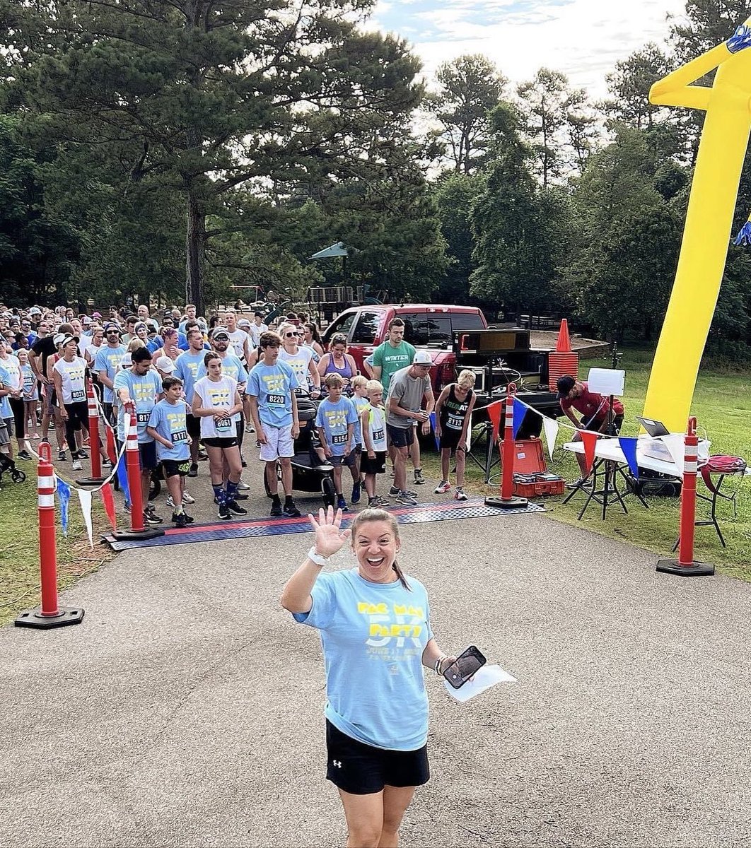 Twelborn05's tweet photo. The First Lady organized a great 5K today. She is definitely #builtforothers https://t.co/c70S81RpYk