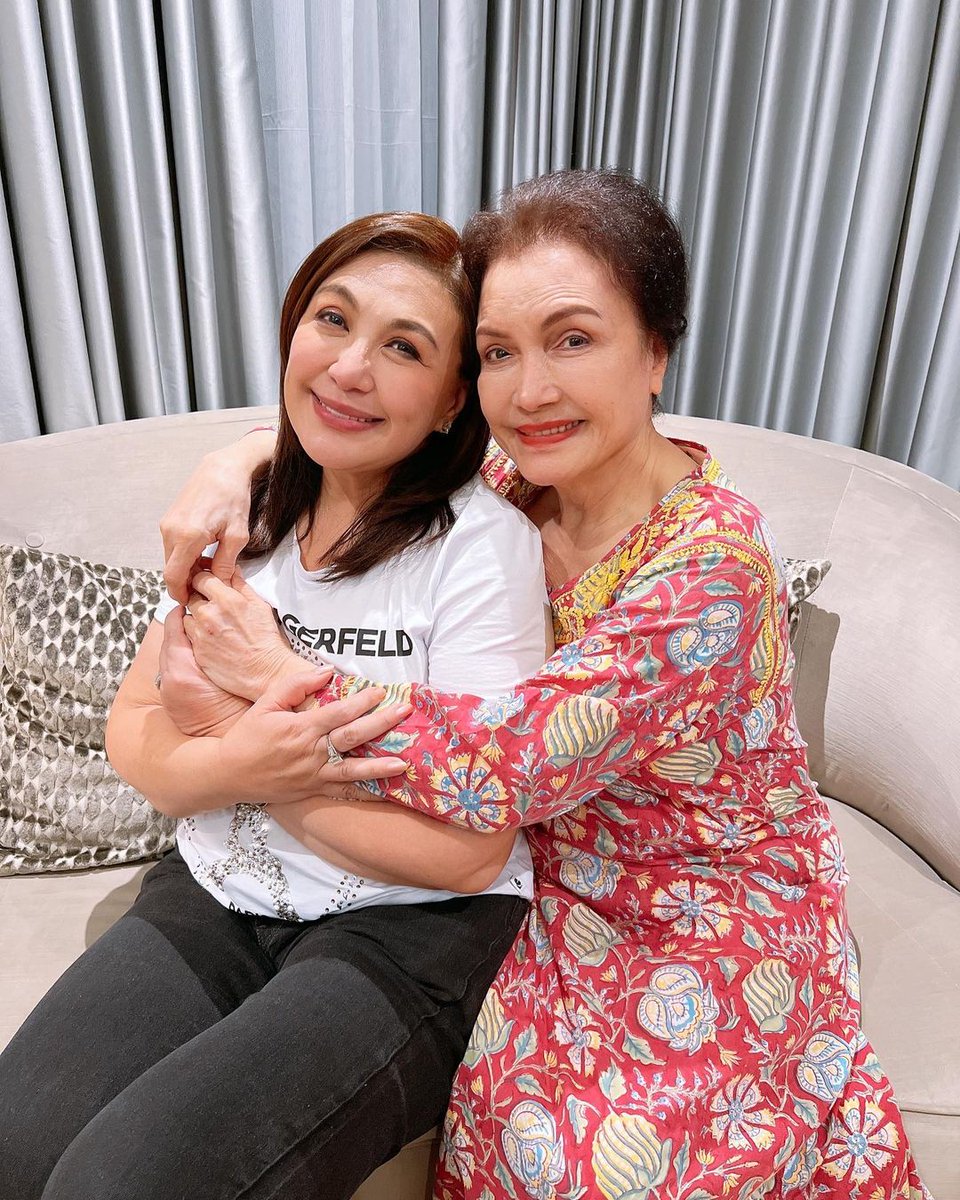 LOOK: Megastar Sharon Cuneta reunites with her aunt Helen Gamboa and her  family, a month after their husbands, Senator Kiko Pangilinan and Senate  President Vicente “Tito” Sotto III, respectively, both vied for