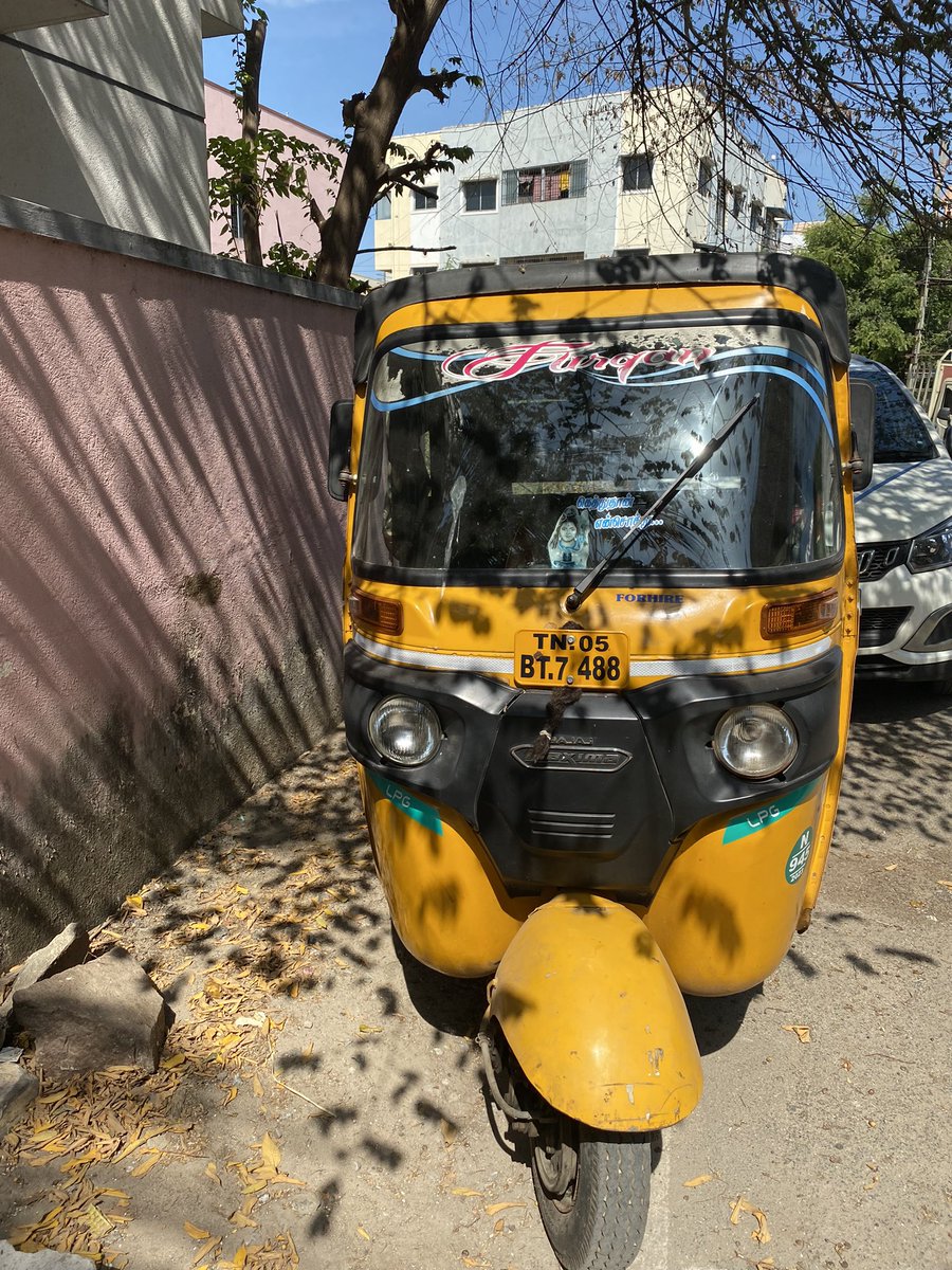 renjud's tweet photo. @ChennaiTraffic A rickshaw parked in front of our home for long ( Plot number 40 , Shastri Nagar Annex1 Kolathur Chennai 99). https://t.co/44HEq1OU4I