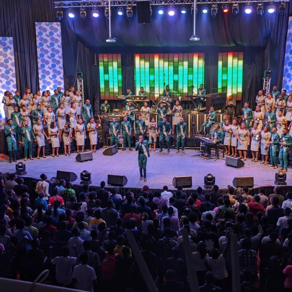 tafesaru's tweet photo. Asanteni sana kila mmoja aliyeshiriki katika Ibada hii kubwa ya Love Is Perfect Unity Msimu wa tisa, tunamrudishia Mungu utukufu.
#MoreLikeHim #tafesaru #LPU09 https://t.co/aJmGAQMlPV