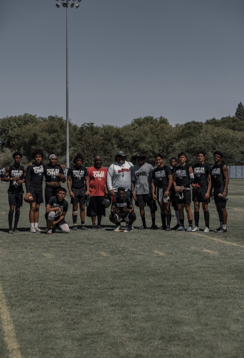 Had a great day playing with my brothers! ❤️@coachmoorefsu <a href="/anthonyajmauro/">Anthony Mauro</a> <a href="/CoachTedford/">Jeff Tedford</a> <a href="/PatMcCann7/">Pat McCann</a> <a href="/CoachSooto/">Nick So’oto</a> <a href="/CoachTuitele/">Saga Tuitele</a>