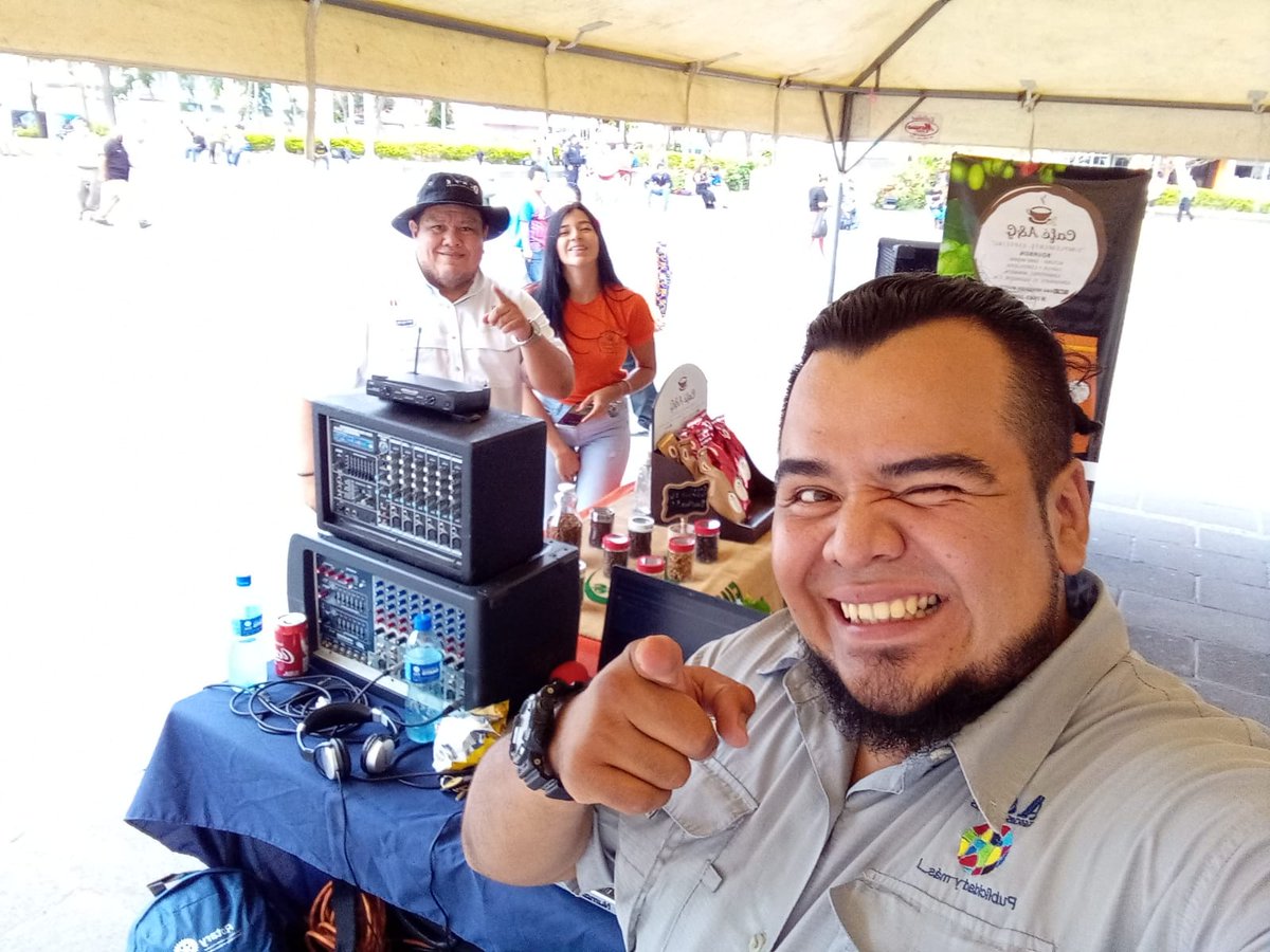 aygcafe_publici's tweet photo. Hoy fué un día especial... @ConsejoCafeSV gracias por hacernos parte de ustedes. #cafees #cafeelsalvador #CentroHistoricoSS https://t.co/OoDwwyEtPf