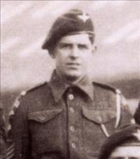 6thairborne's tweet photo. L/Sgt Angus Armstrong, 12th (Yorkshire) Parachute Battalion KIA 12th June 1944 aged 34 buried Ranville War Cemetery
"TENDER LOVE, DEEP REGRET WE WHO LOVED YOU NEVER FORGET"
#DDAY78 #OpTonga https://t.co/HzUtholgTp