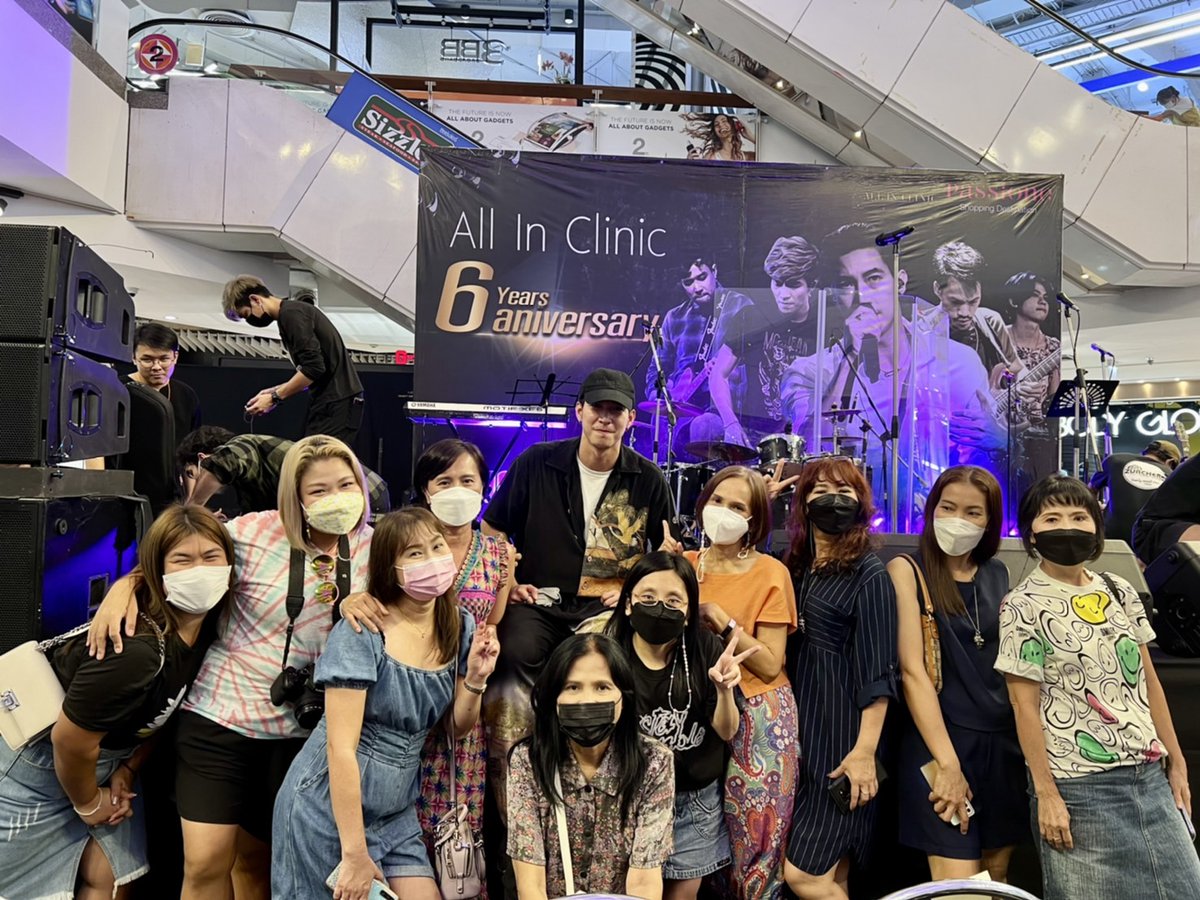 tonoclub_'s tweet photo. พวกเราพร้อมมาก แล้วคุณละ..... แล้วเจอกันบ่ายนี้เน้อชาวร็อค #ระยอง #TNTD #thelastalbum cr.พี่แหมว https://t.co/NLiK1kh3uq