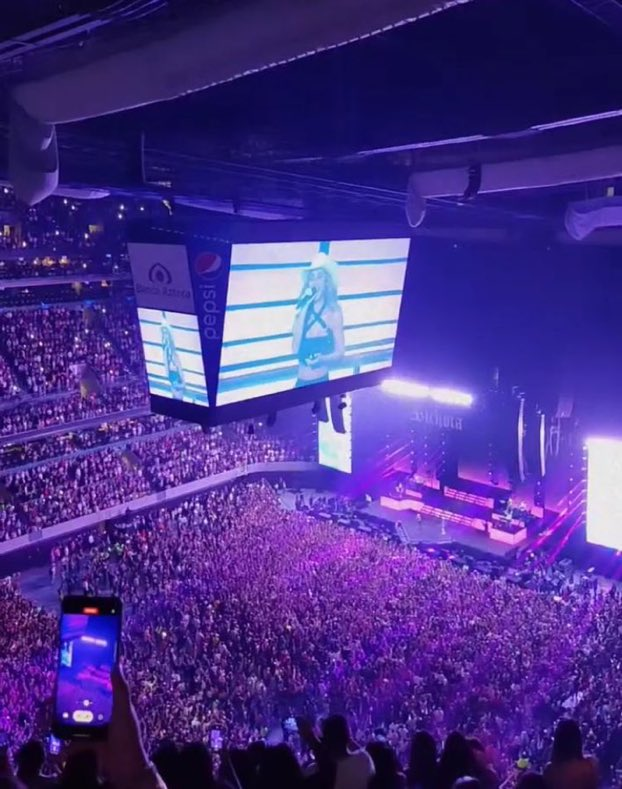 ANAHI ESTAMOS CONTIGO ❤️