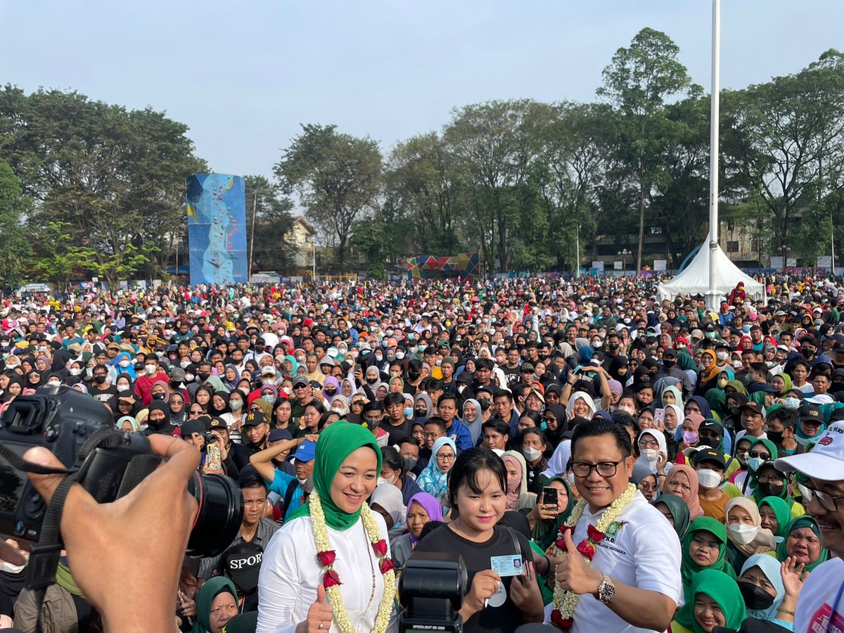 Fuad_Albasith's tweet photo. Kongser kebangsaan gus muhaimin iskandar"

@cakimiNOW 
@DPP_PKB https://t.co/c2eUJ5LsbB