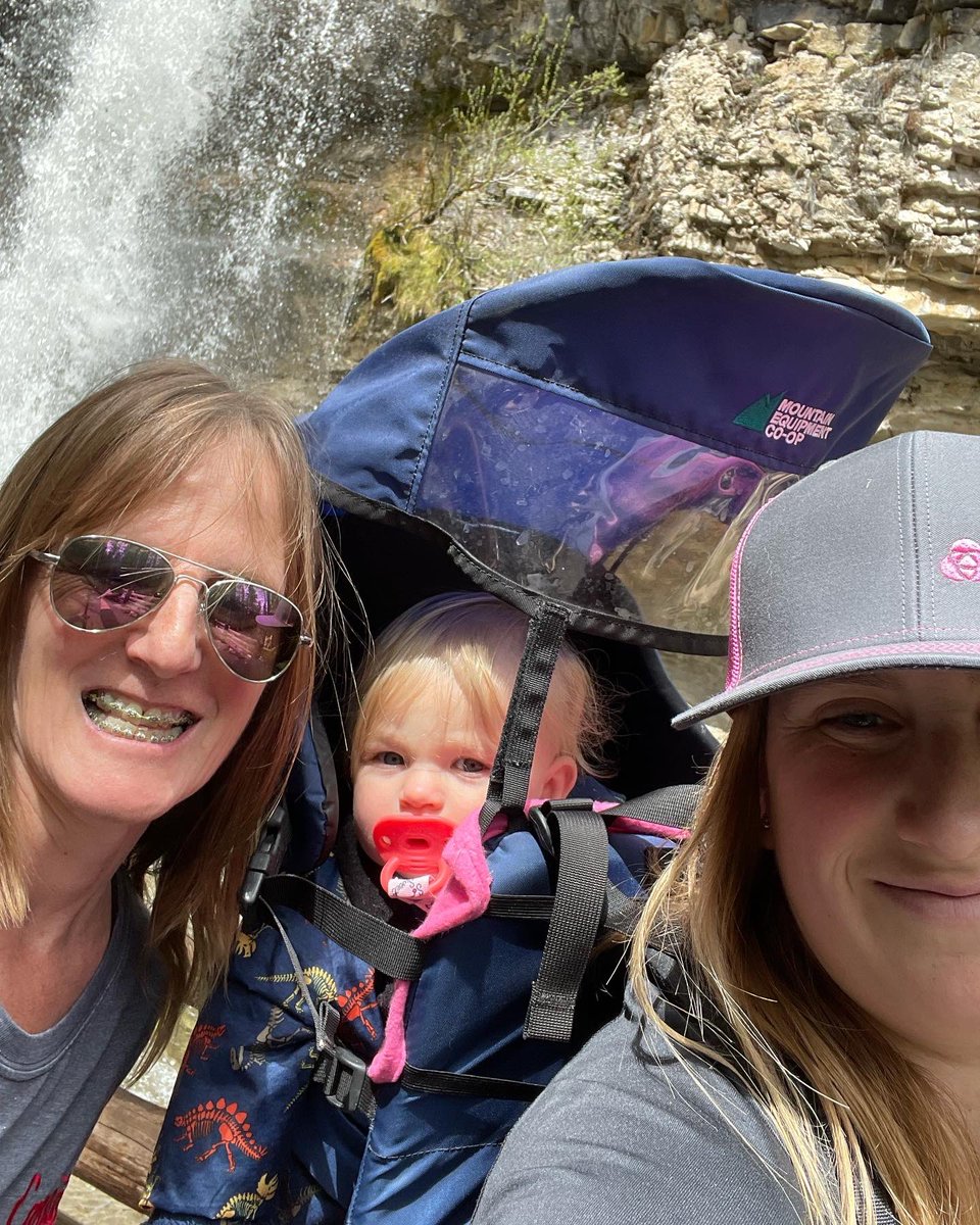 btadventures0's tweet photo. Awesome hike around Troll Falls today! #trollfalls #hike #hikealberta #hikingwithchildren #dogswhohike #adventuredog #toddlerswhohike #blog #blogger #ckd #dogsoftwitter #toddlerlife #toddlersoftwitter #goldenretriever #alberta https://t.co/n4ixv46mCE
