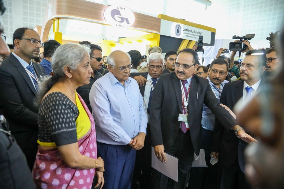 Smt <a href="/nsitharaman/">Nirmala Sitharaman</a> inaugurated an Exhibition on 'Nation Building &amp; CPSEs' during Iconic Day celebrations by <a href="/DPE_GoI/">Department of Public Enterprises</a> in Gandhinagar, Gujarat on June 9. #FinMinIconicWeek