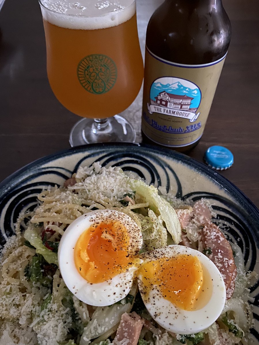 monammin's tweet photo. ランチにビールを飲んだ。
飲み頃。
#志賀高原ビール
#newengilandipa https://t.co/Qk7qi2bVI7