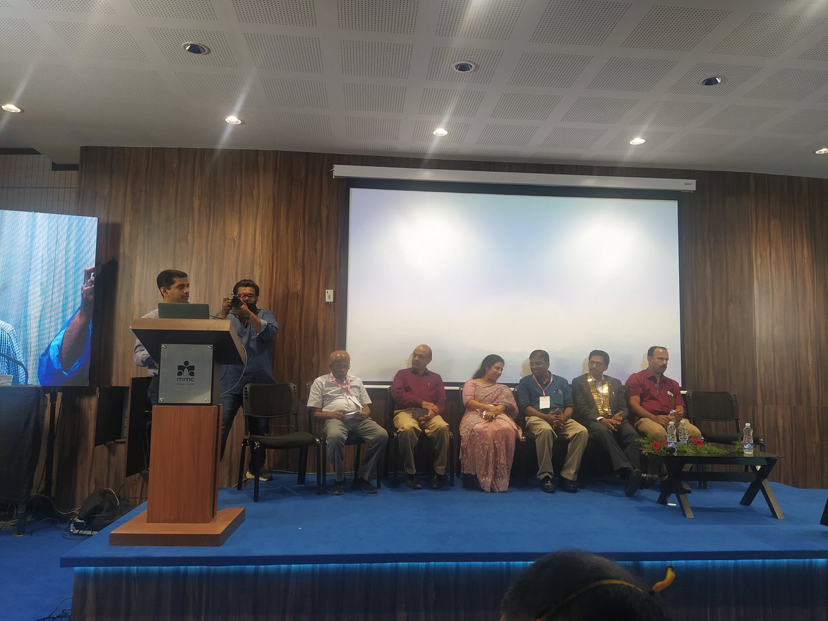 childortho's tweet photo. Great to hear voices exhorting for #inclusion of more females in #orthopedics and encouraging female medstudents to take up Orthopedics from the management of the institution.
We want more ladies in Orthopedics π
#POTCON
#MalabarMedicalCollege https://t.co/zpLdEwjh1F