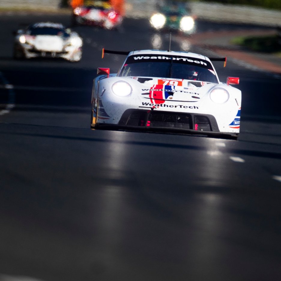 PorscheRaces's tweet photo. #LeMans24 - 15:15 hours completed in the @24hoursoflemans. Here are the current #Porsche #911RSR standings in GTE-Am class after last pit stops ⬇️

🅿️1 - No. 79
🅿️2 - No. 99
🅿️5 - No. 77
🅿️6 - No. 86
🅿️7 - No. 56
🅿️9 - No. 88
🅿️19 - No. 93 https://t.co/wV85LU4dRj