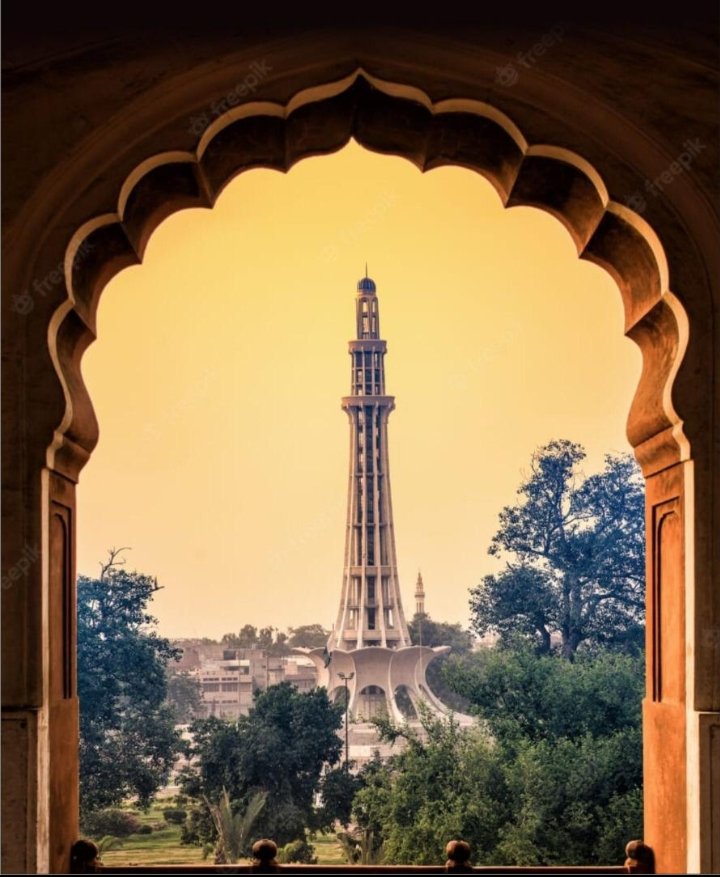 DCLahore's tweet photo. عشق و تہذیب ہے میرا لاہور
اس کے ہر دور سے محبت ہے

#Lahore #Beautiful #City https://t.co/zNWaUwcLKX