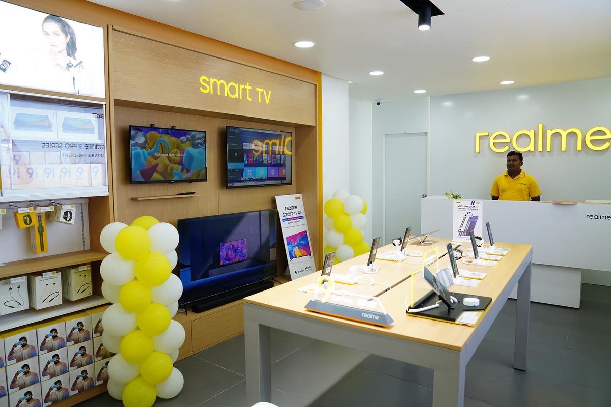 Techzonebbsr's tweet photo. The new beginnings welcomes us as the future is now…

realme Smart Store A/83 Bapuji Nagar, Bhubaneswar

Call: +9190830 36064

#realme #realmetv #realmegt #realmesmartphone #realmesmartwatch #realmesmartstore https://t.co/P83kmk3bBK